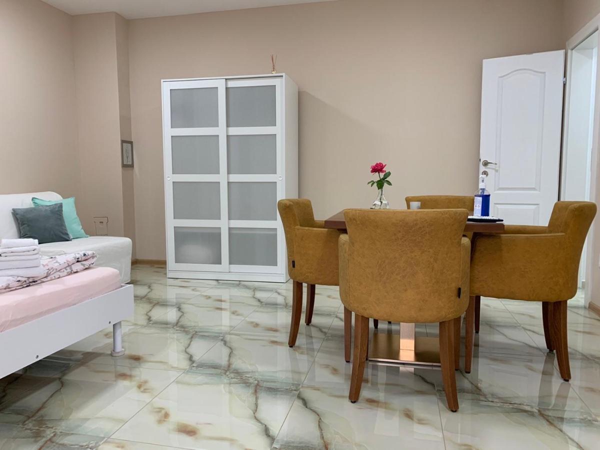 Lilly Appartement Palić Buitenkant foto